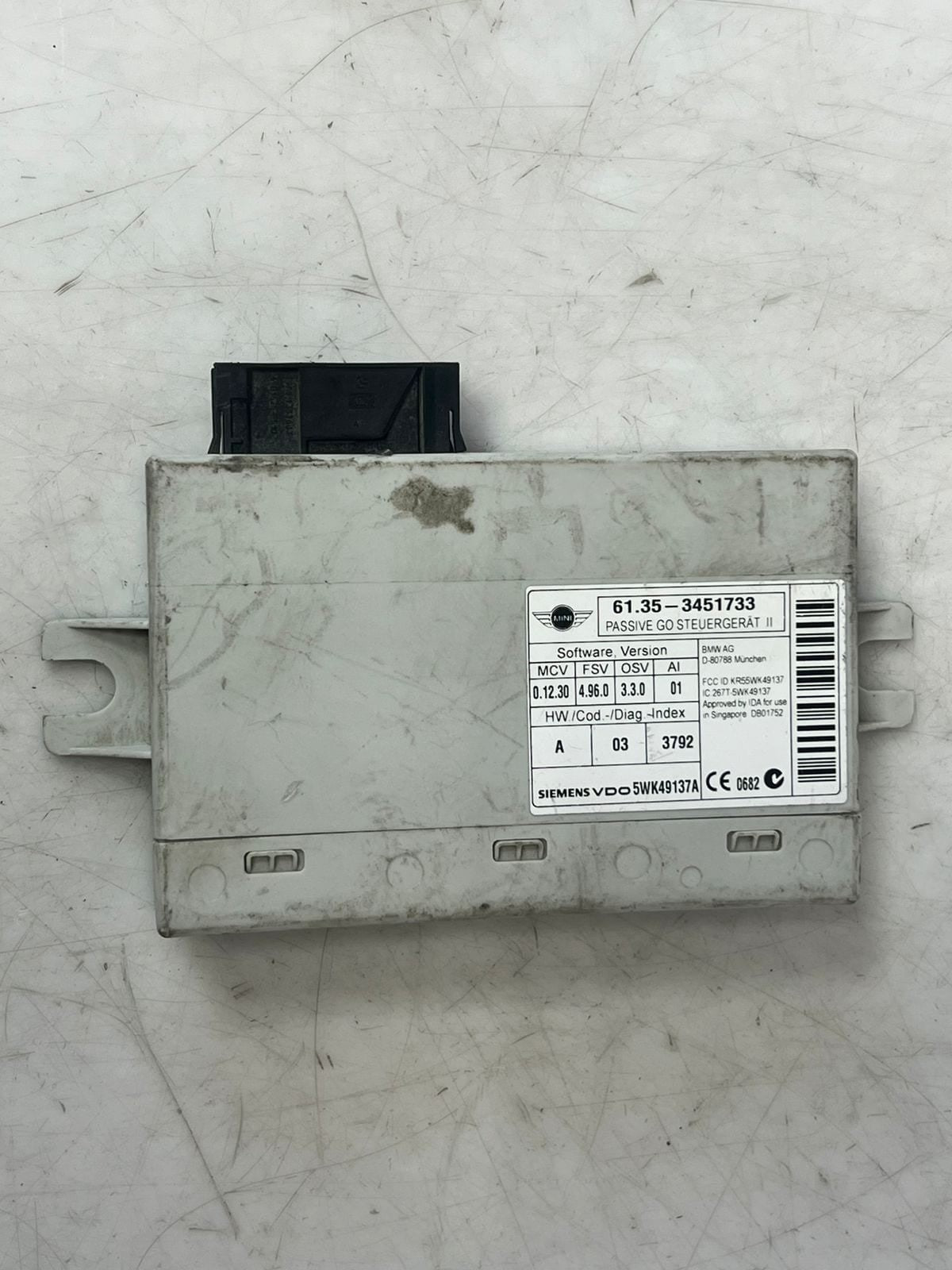 2007-2015 R55 R56 R67 R58 R59 Mini Cooper Theft Locking Module 3451733 OEM