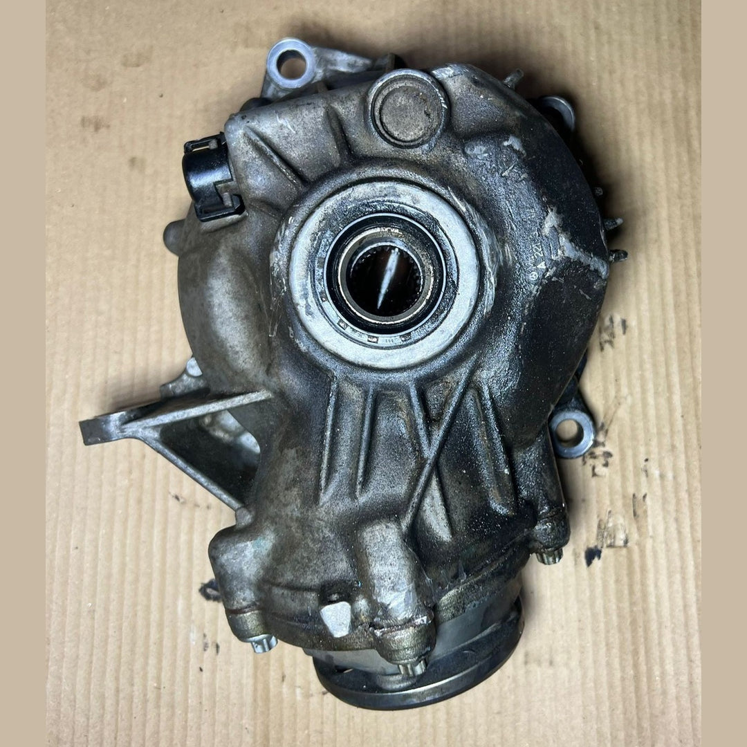 08-16 Mercedes-Benz W212 4Matic Front Axle Differential Carrier A221 3300402
