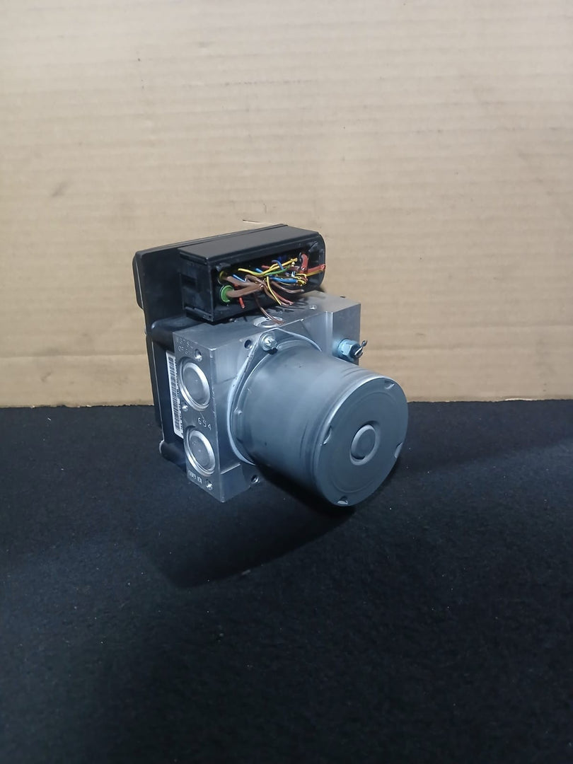 OEM BMW X1 E84 E90 Hydraulic Unit ABS DXC Pump Module 6860216