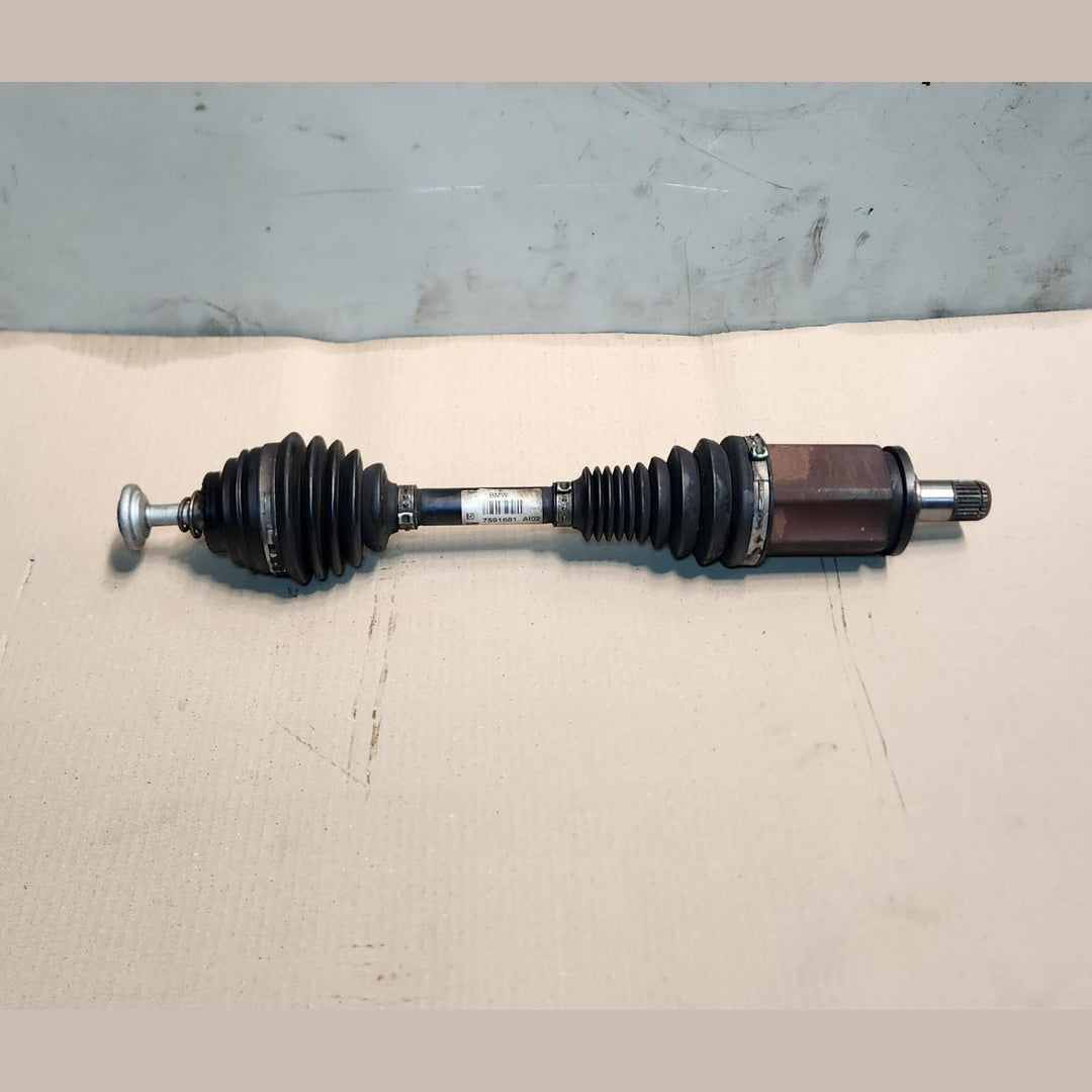 2010-2015 BMW X1 Front Left CV Axle Shaft 7591681 X1 E84 