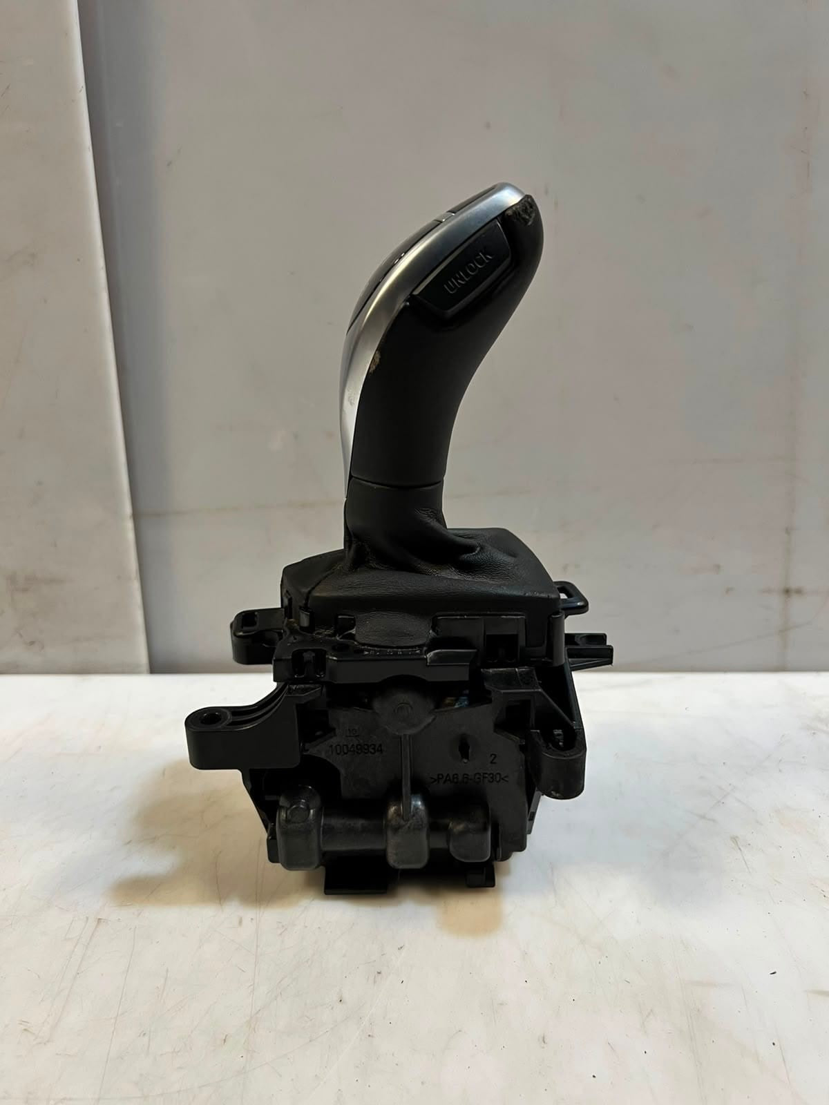 2017 BMW 2 Series F22/F23 3' F31 330i Automatic Gear SHIFT Selector 9296899 OEM
