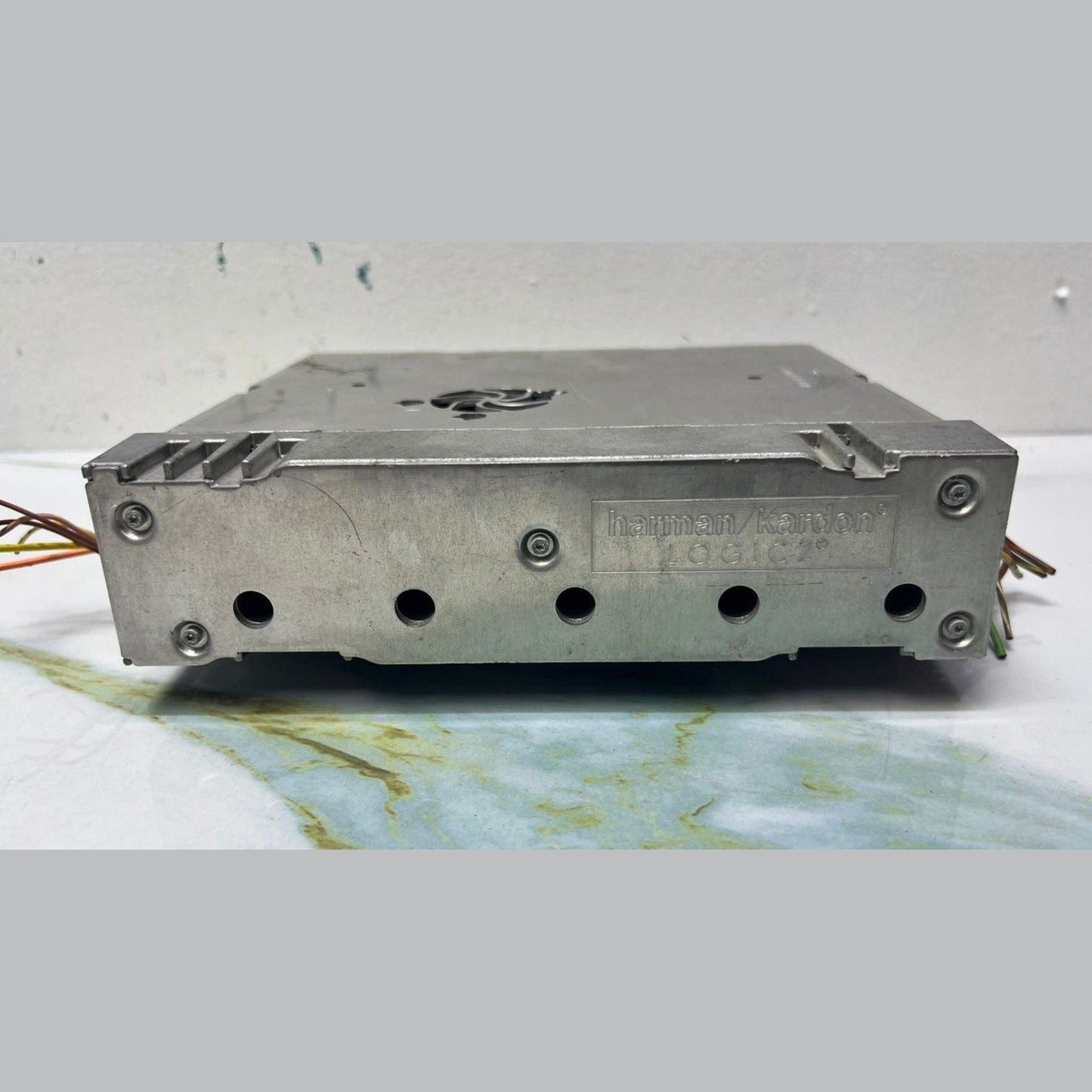 2006-2008 Mercedes-Benz W211 E-Class E350 Amplifier A 211 870 69 89