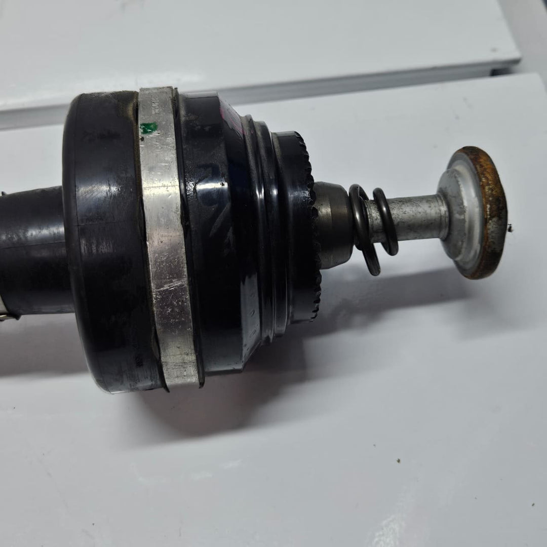 2016-2019 BMW  7 Series G11 G12 750i Axle Assembly 8639454 Rear Right
