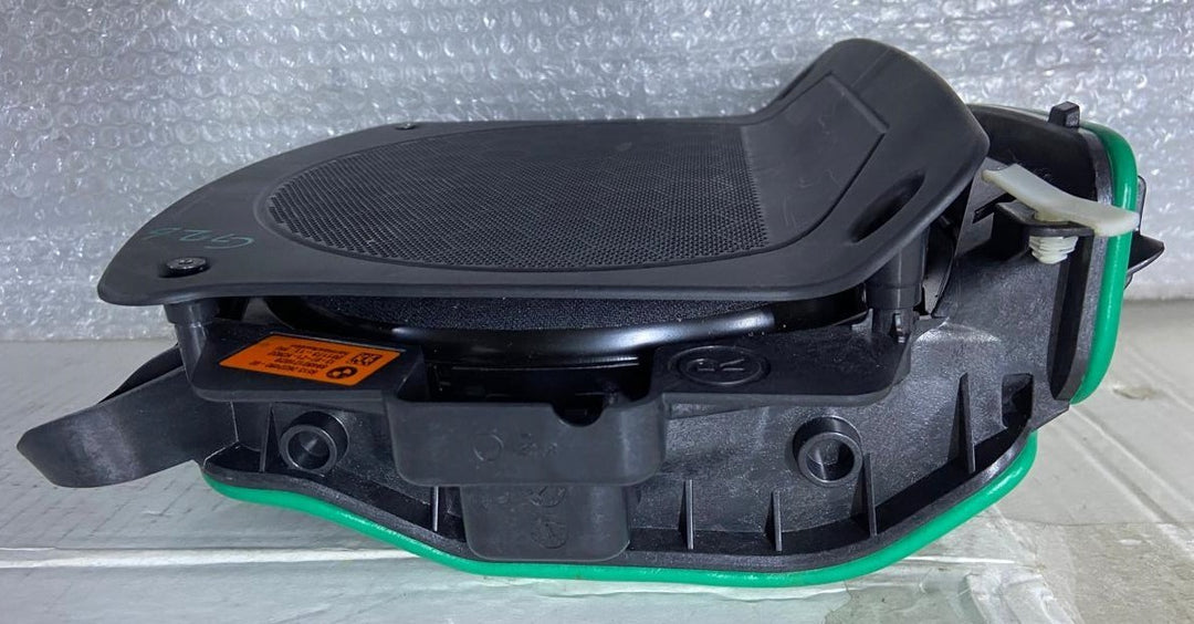 21–23 OEM BMW M3 M4 G80 G82 G83 G26 Right Side HARMAN Subwoofer 2622490