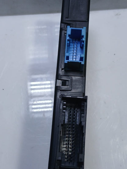 2011-2013 BMW F10 5 Series F11 F02 F01 528i Gateway Control Module 9291450 OEM