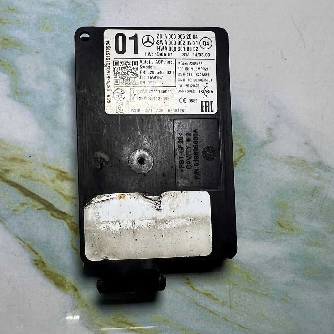 Mercedes Blind Spot Assistant Radar Sensor A0009052504 E CLA CLS ML GL Class.