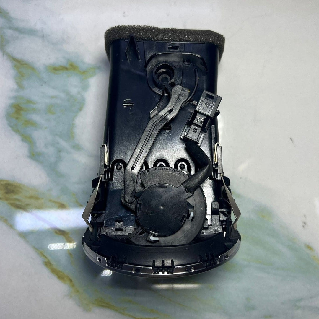 Mercedes Dashboard Air Vent A2048306654 C-Class W204 C220