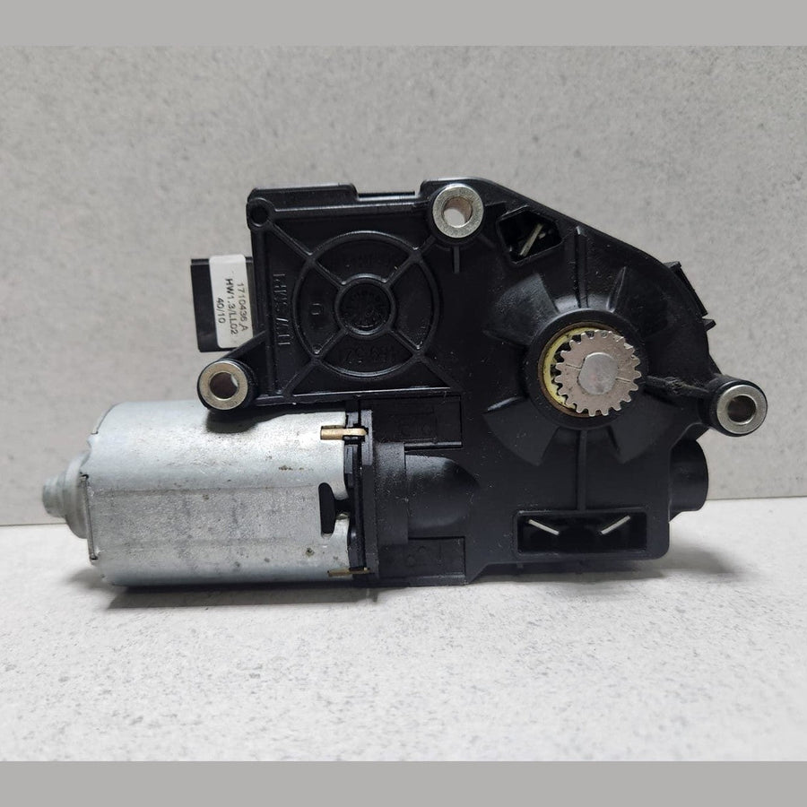 2011 BMW 535i Sunroof Motor 7193398 328i, 535i, 530i, and 540i F10
