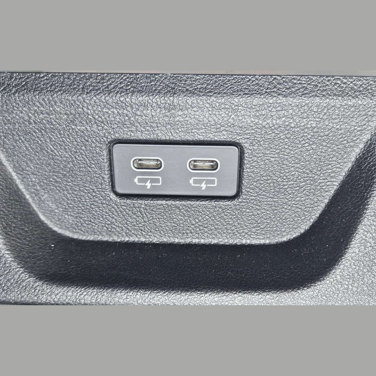 2022-2024 BMW X3 G01 Cover Center Console Rear 9461902 OEM