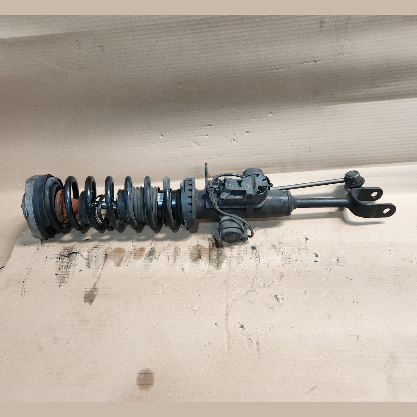 2009-2013 BMW 750i Front Right Strut Assembly 6796926 7 Series F01 F02 740i 