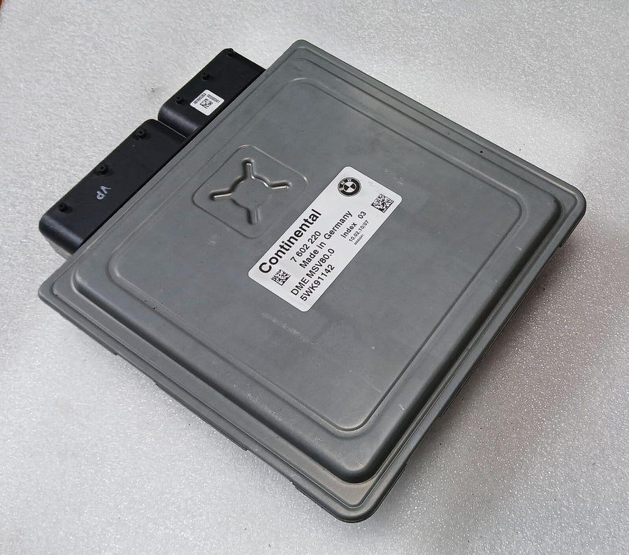 BMW N52 MSV80.0 ENGINE CONTROL ECU MODULE 7602220