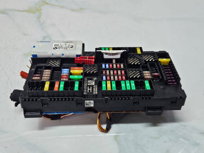 2019-2023 BMW X7 X5 G05 Rear Power Distribution Fuse Box 8706212 OEM