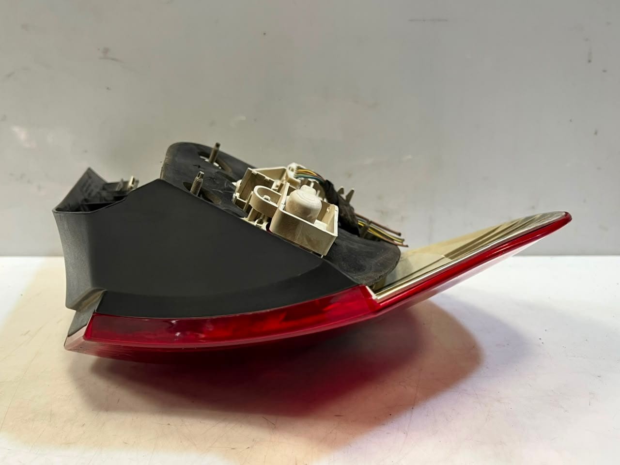 BMW 1' E81 E87 LCI 120i Rear Tail Light  RIGHT LEFT BACK LIGHT 7181298 7181297 