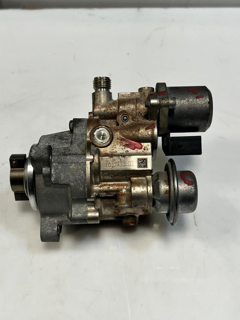 BMW N54 N55 E90 E92 E60 E71 Z4 X3 X5 X6 135i High Pressure Fuel Pump 7613933 OEM