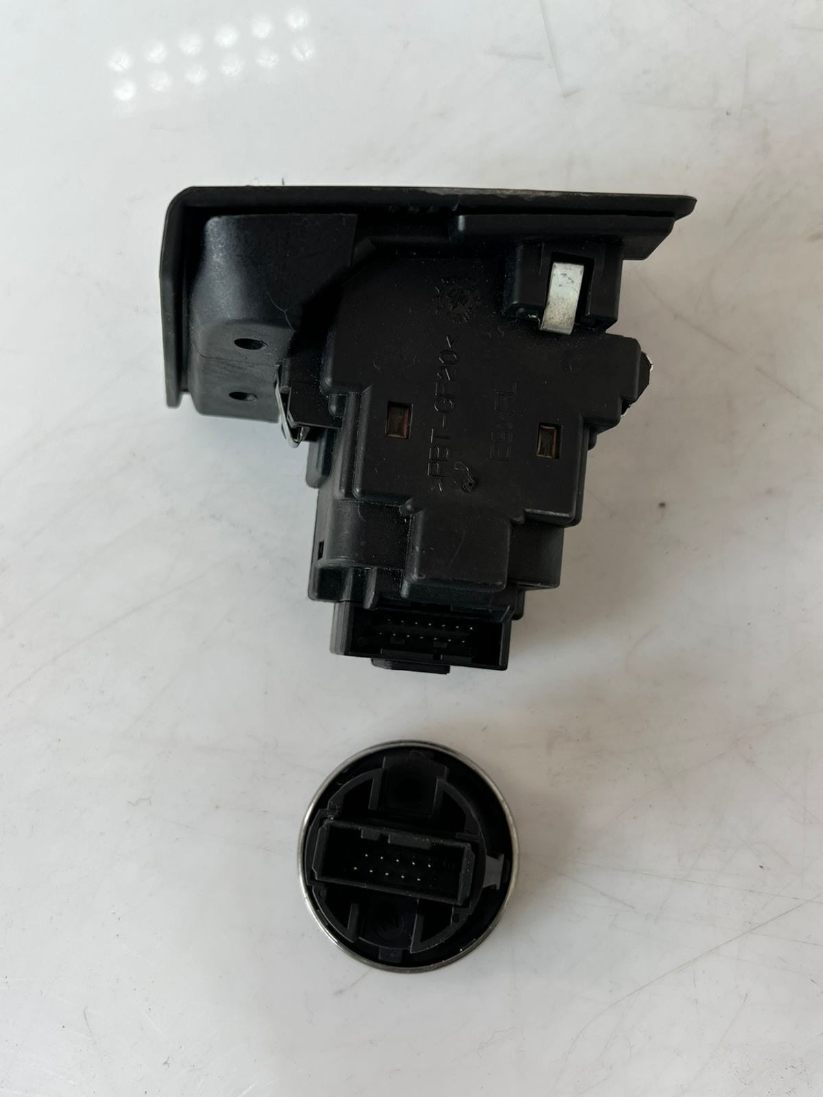 BMW E93 N47 Engine Control Unit ECU COMPLETE SET DDE + CAS3 AG +1KEY 7807530