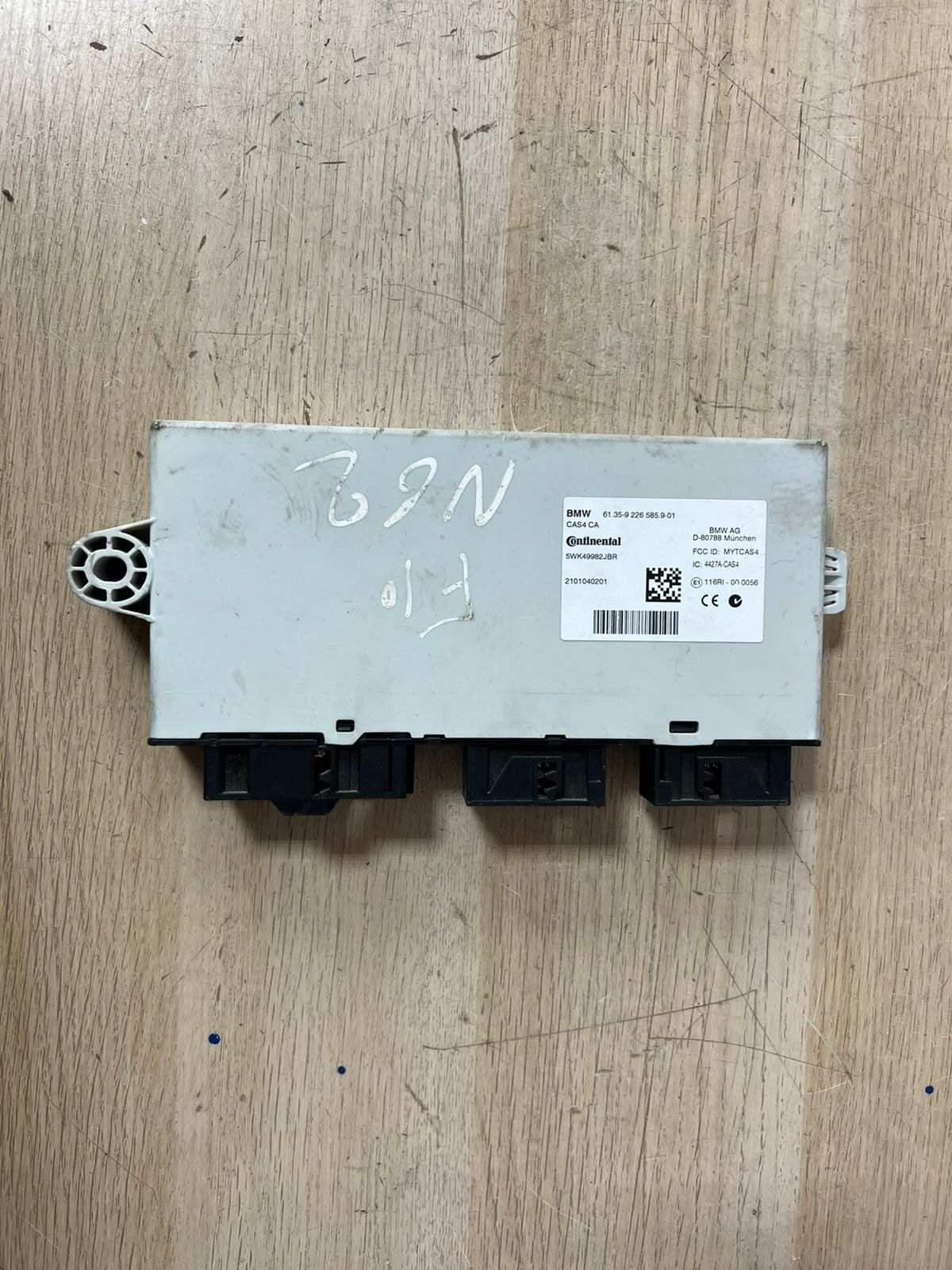 2009-2012 BMW 550i F10 N63 V8 Engine Control Module 7608099 ECU SET