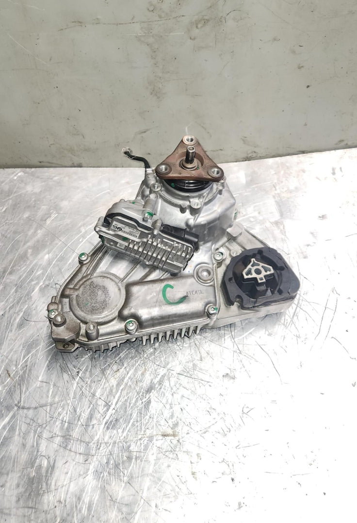 2011-2013 BMW X5 Transfer Case 7643758 E70 E71 X5 X6 ATC45L
