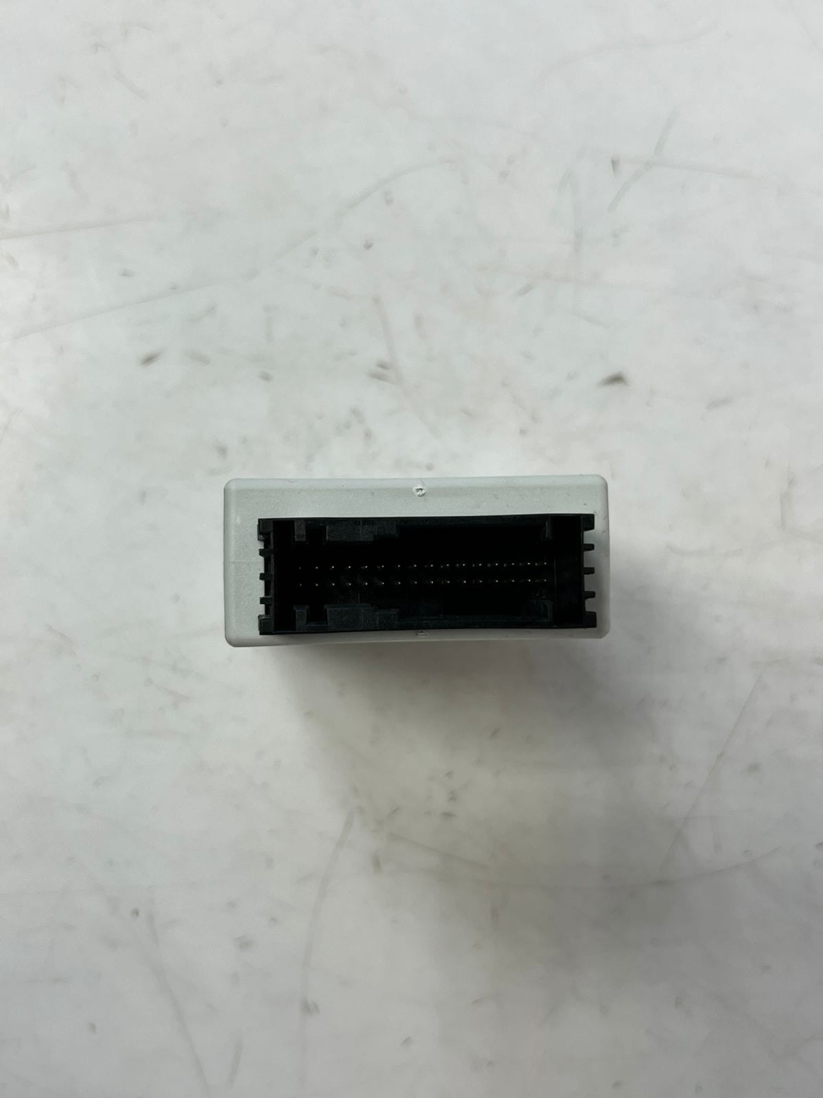 2008-2010 BMW 528i 5 Series E60 E61 Body Control Module BCM 9113064 OEM