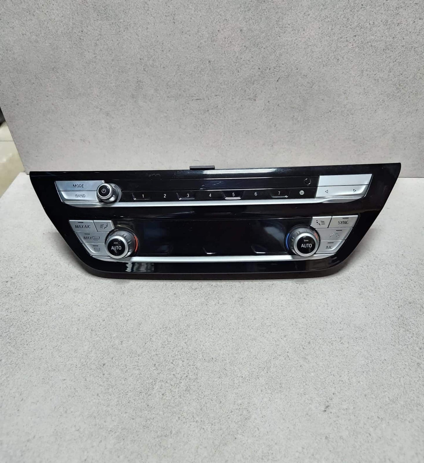 2017-2020 BMW 530i Ac Panel Control 5A09B29 G30 5 Series