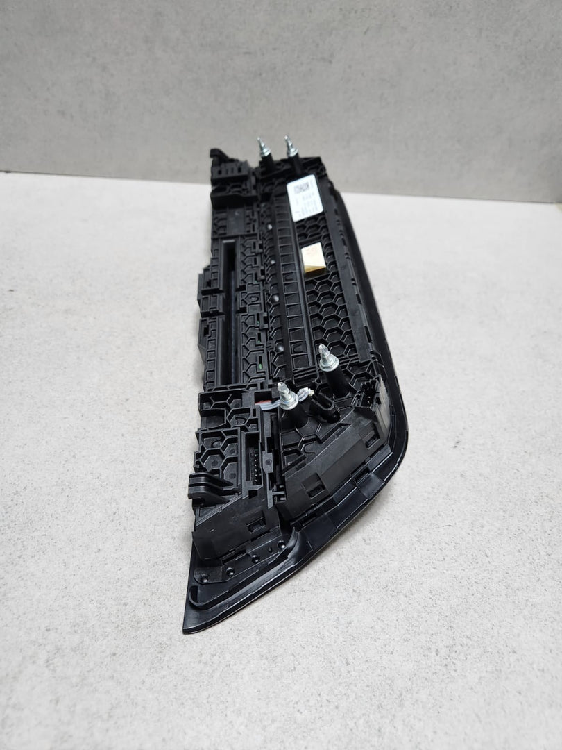 BMW Air Conditioning Control Panel 9495838 G30 G31 G32 and M5 F90