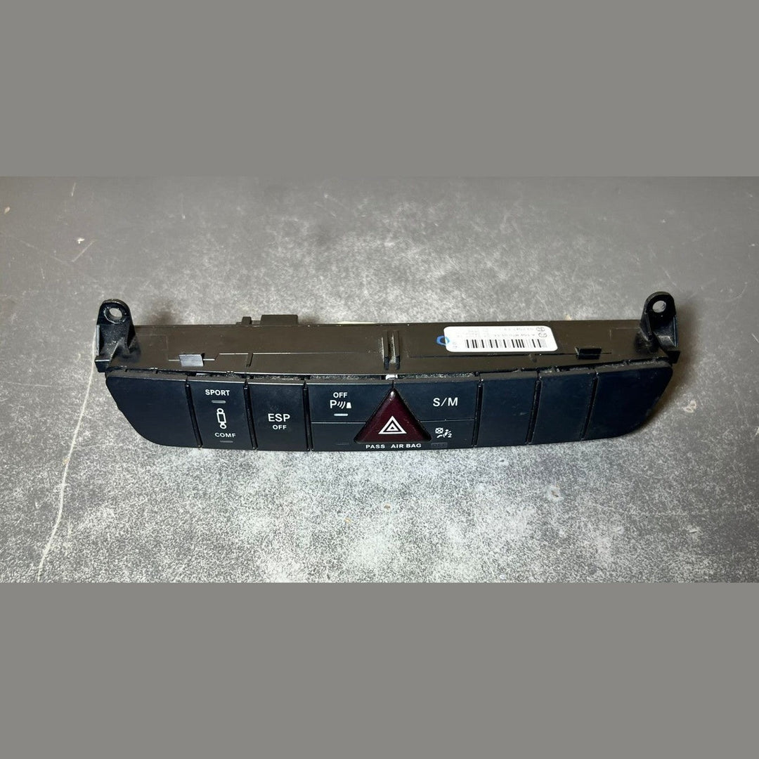 07-13 Mercedes W164 ML GL Schalter Bedienfeld Fahrwerk ESP S/M A164 8700151