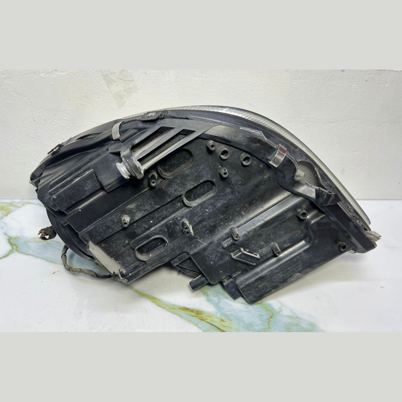 06-10 Mercedes W219 CLS-Class CLS350 Front Right Side Head light Headlamp OEM