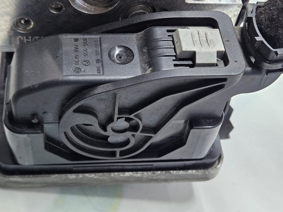 2016-2020 BMW G30, G32, G11, G12, G01 X3 Abs Dsc Pump Control Module 6876246 OEM