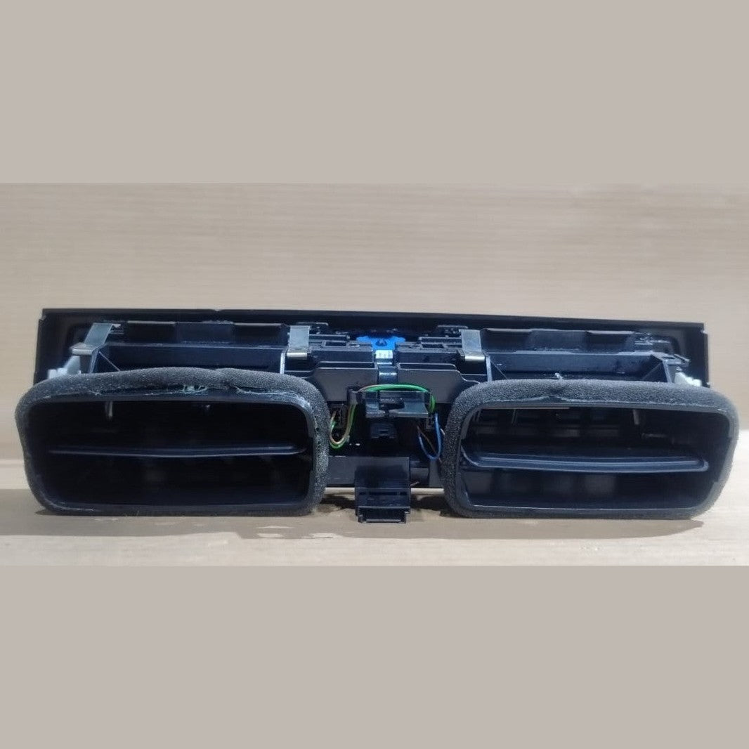BMW F20 F21 F22 Dashboard Center Vent Fresh Air Grille 9207116 OEM