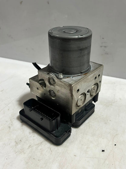 BMW F10 5 Series F06 6 Series F01 7 Series Abs Pump Module 6865860 OEM