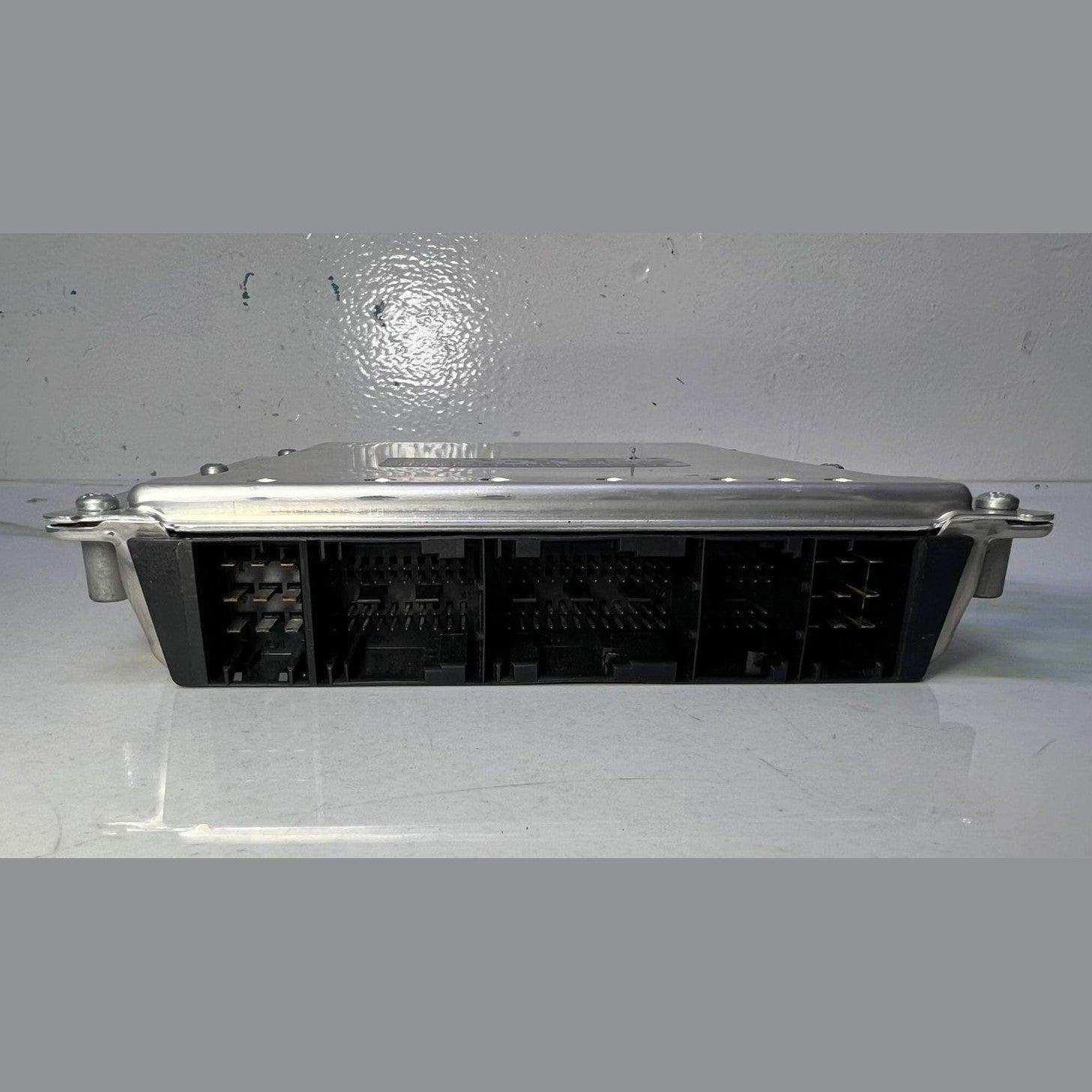 2006-2008 Mercedes-Benz ML500 Engine Control Module A1131539779 ML500 W164