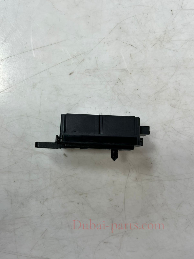 17-20 BMW 530i G30/G31/G38 5' G11 G12 Radio Remote Control Receiver 6810213 OEM