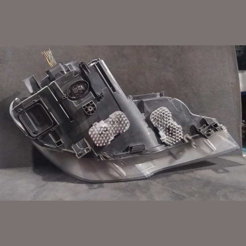 BMW X5 E70 LCI M SPORT LEFT XENON HEADLIGHT- 7221893 2013