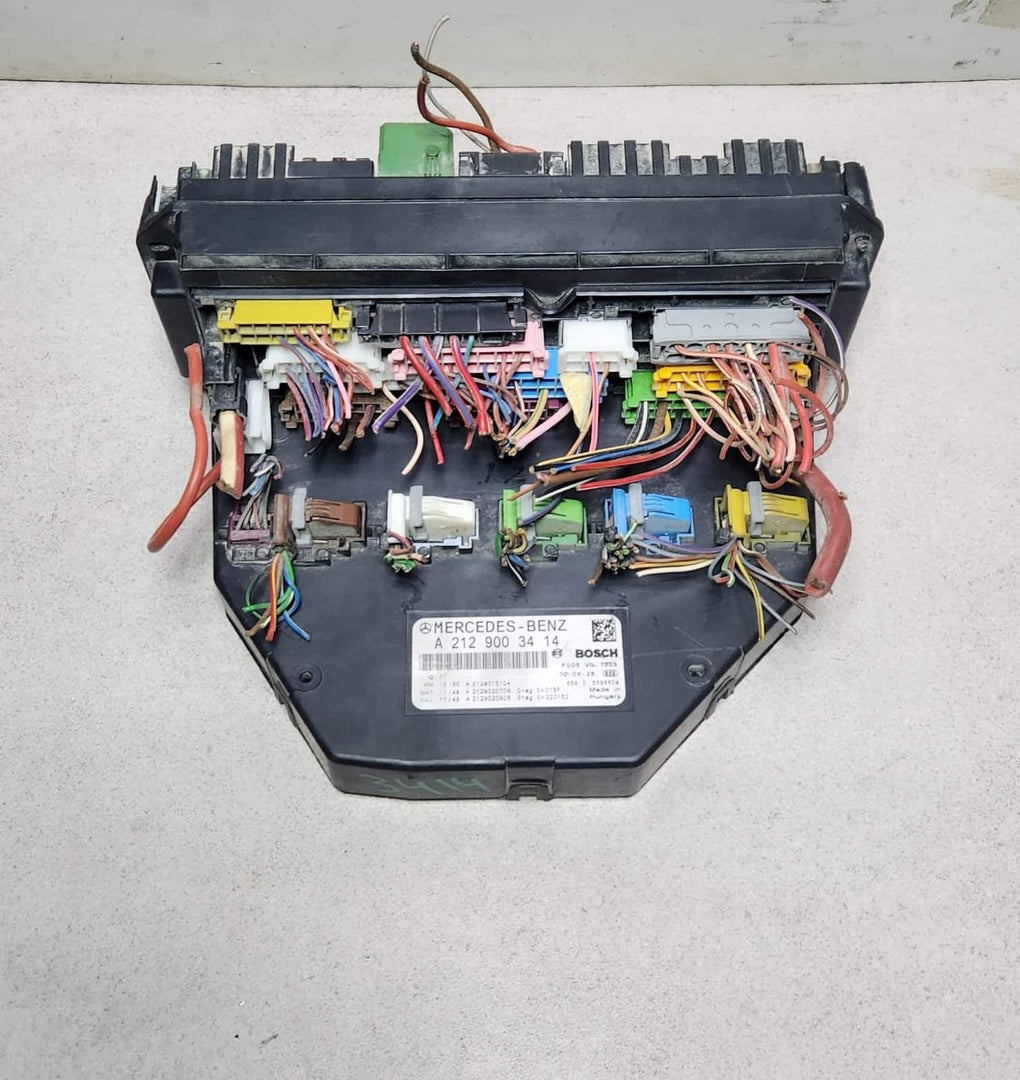 2008-15 Mercedes-Benz W212 Front Sam Fuse Box Control Unit A2129003414 X204 GLK