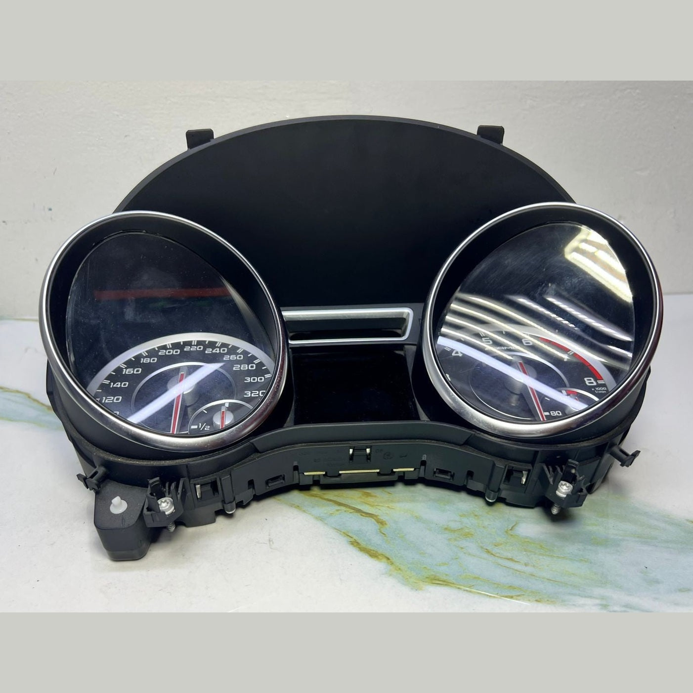 13-17 Mercedes-Benz W156 GLA AMG Instrument Cluster Speedometer A156 9000203 OEM