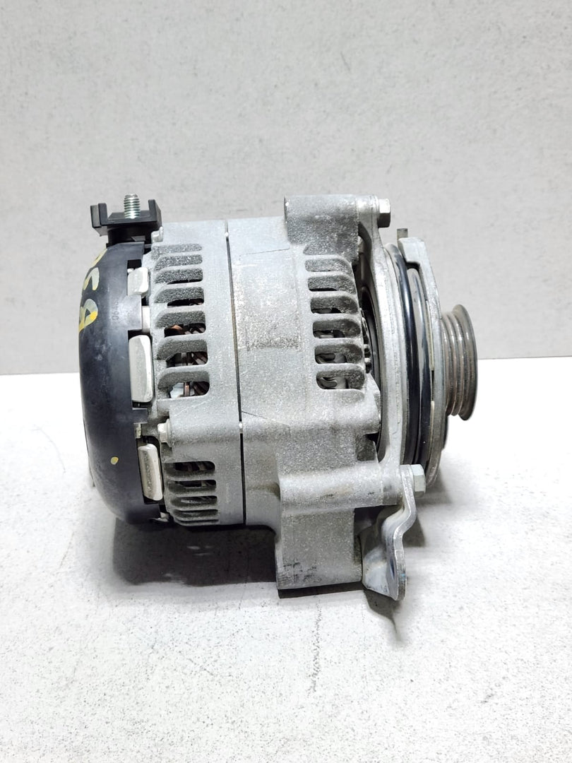 2016-2019 BMW 330i Alternator 8645325 F22 F30 F32 F36 118i 218i 330i and 430i