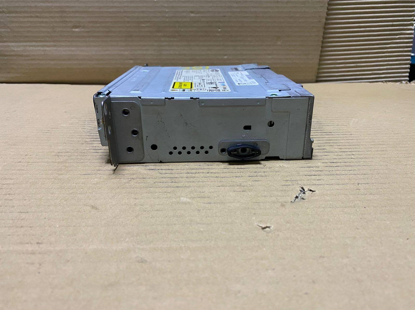 BMW Navigation System 9381321 F10, F11, F20, F21 HEAD UNIT CD NAVI