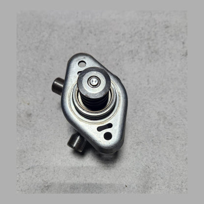 2018 Mercedes-Benz A200 High Pressure Fuel Pump A2820700001  