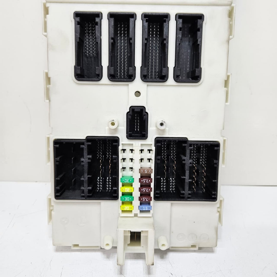 2014-15 BMW 3 5 Series F30 F31 520i N20 Engine Control Unit DME Key Set 7646763