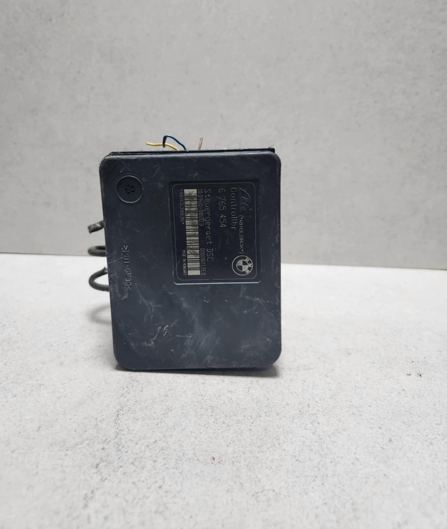 2002-2006 BMW 325i Abs Pump Module 6765454 325i E46 OEM