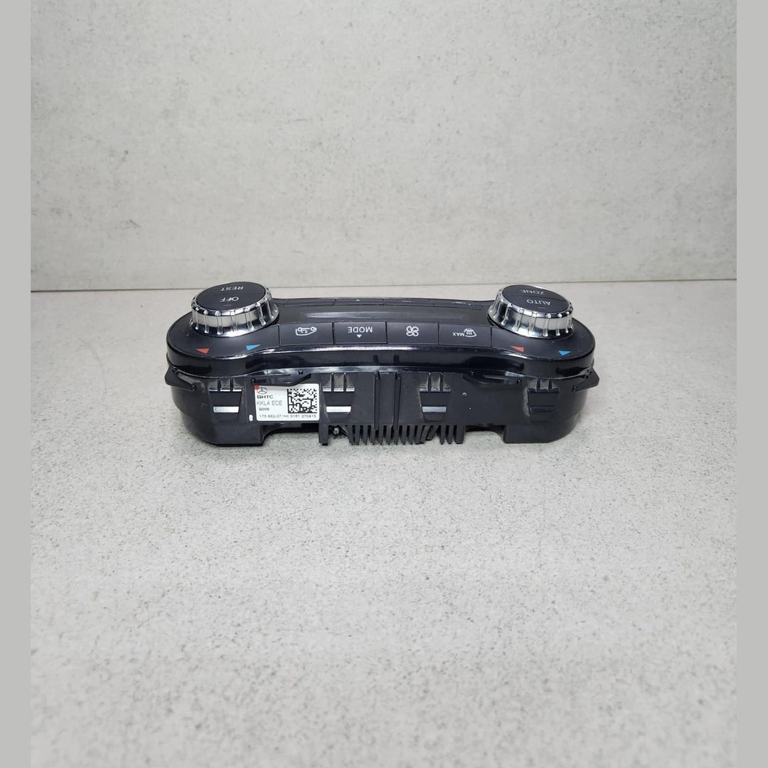 Mercedes-Benz A-Class W176 CLA GLA Climate Control Unit A2469008415 OEM