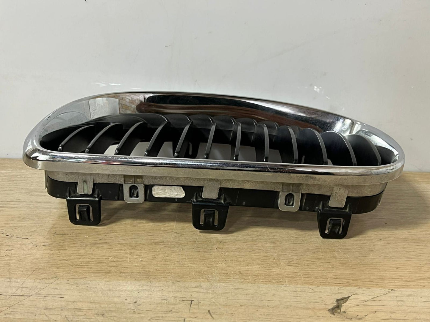 2007 BMW 1 SERIES E82 E87 E88 Grille With Chrome Frame Kidney Left 7166439 Used