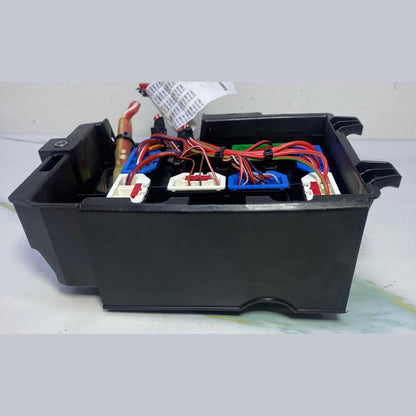 21-24 Mercedes W206 C250 C-Class Fuse Junction Block Relay Box A223 9061502 OEM
