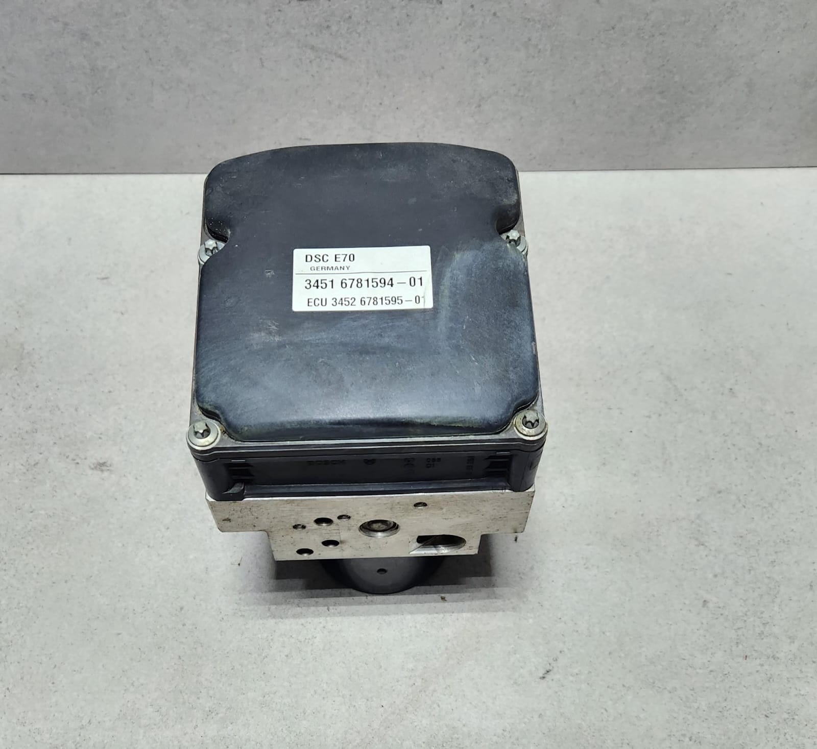 2007-2013 BMW X5 Abs Control Module 6781594 X5 E70 and X6 E71
