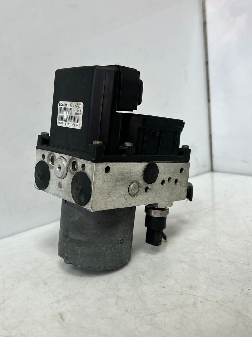 2001-2003 BMW 530i 540I E39 5 Series Abs Pump 6769537 OEM