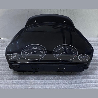 OEM BMW F30 F31 3/4 Series Instrumental Cluster Speedometer Gauges 9379967