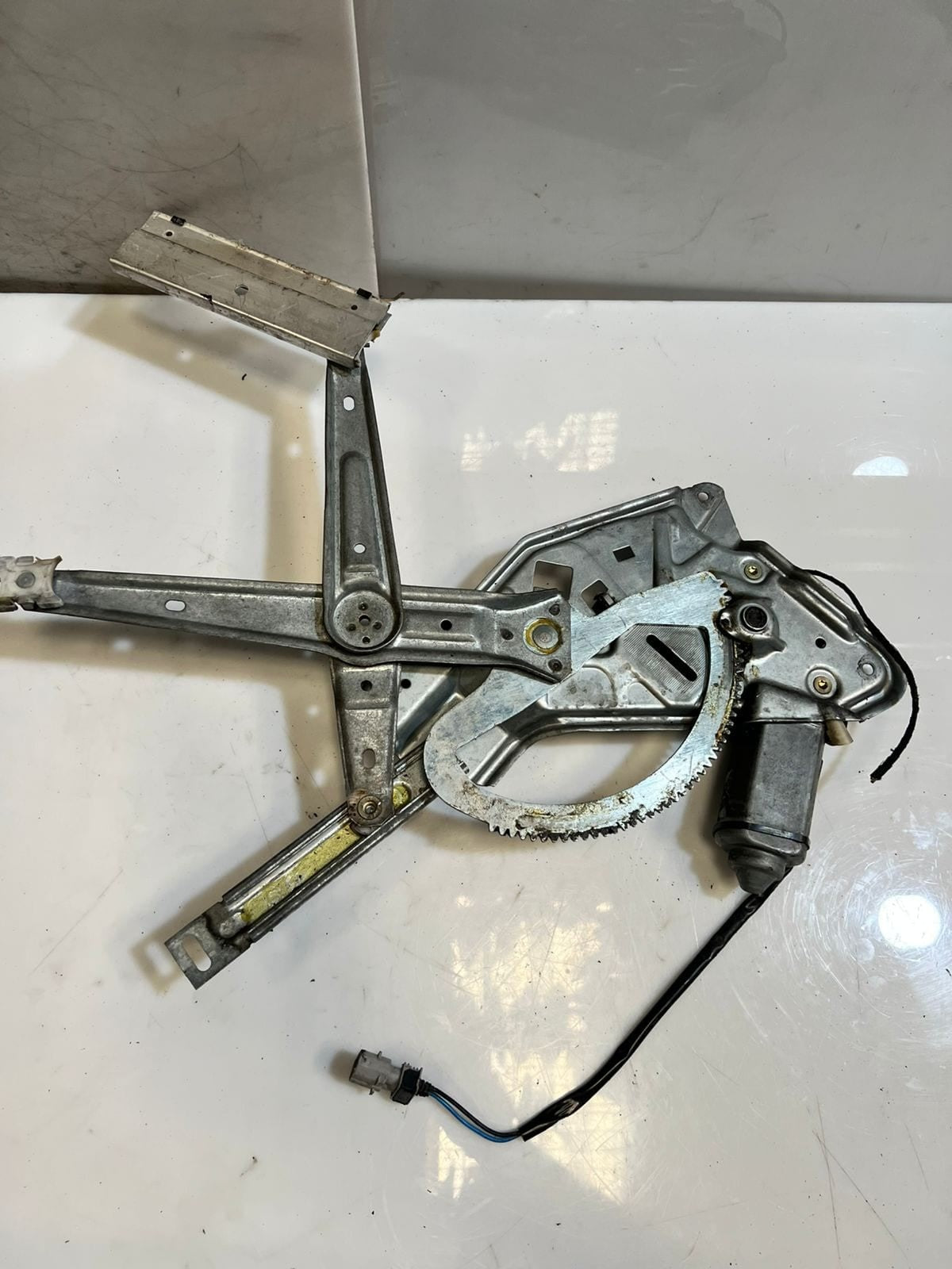 BMW 5 Series E34 Window Regulator Rear Right Electric 1944072 OEM