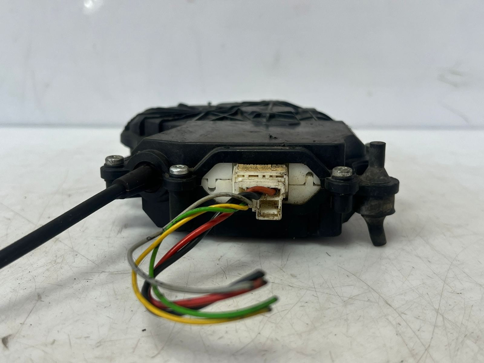 2010 BMW 550i F07 5 Series GT Trunk Lid Soft Close Actuator Motor 4329789 OEM