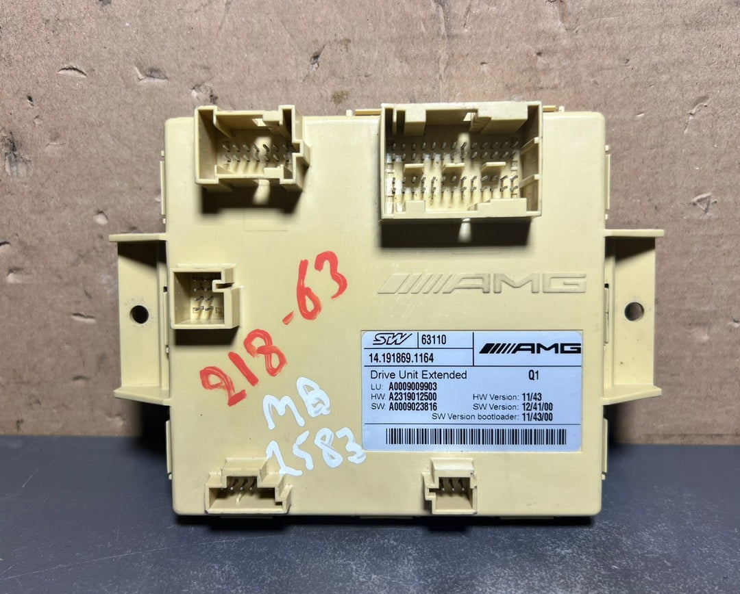 12-17 Mercedes W218 CLS AMG 63 Drive Unit Extended Control Module A000 9009903