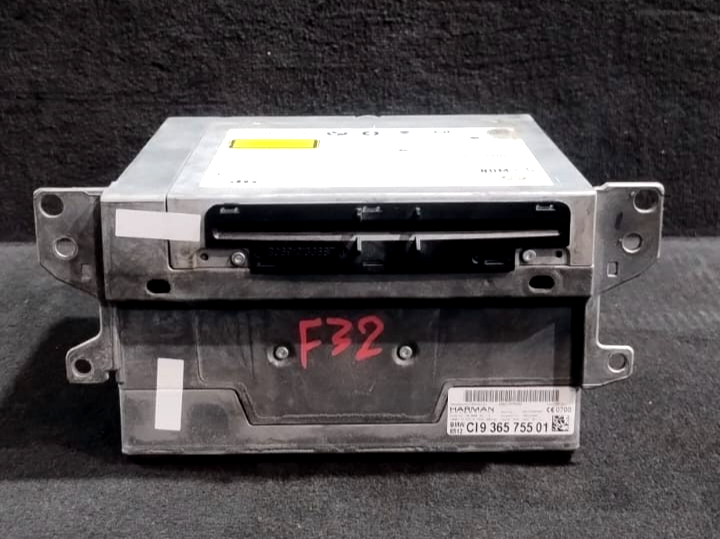 BMW F01 F02 F10  F20 F21 F30  X3  X5 F15 RADIO CD / DVD GPS HEAD UNIT 9365755