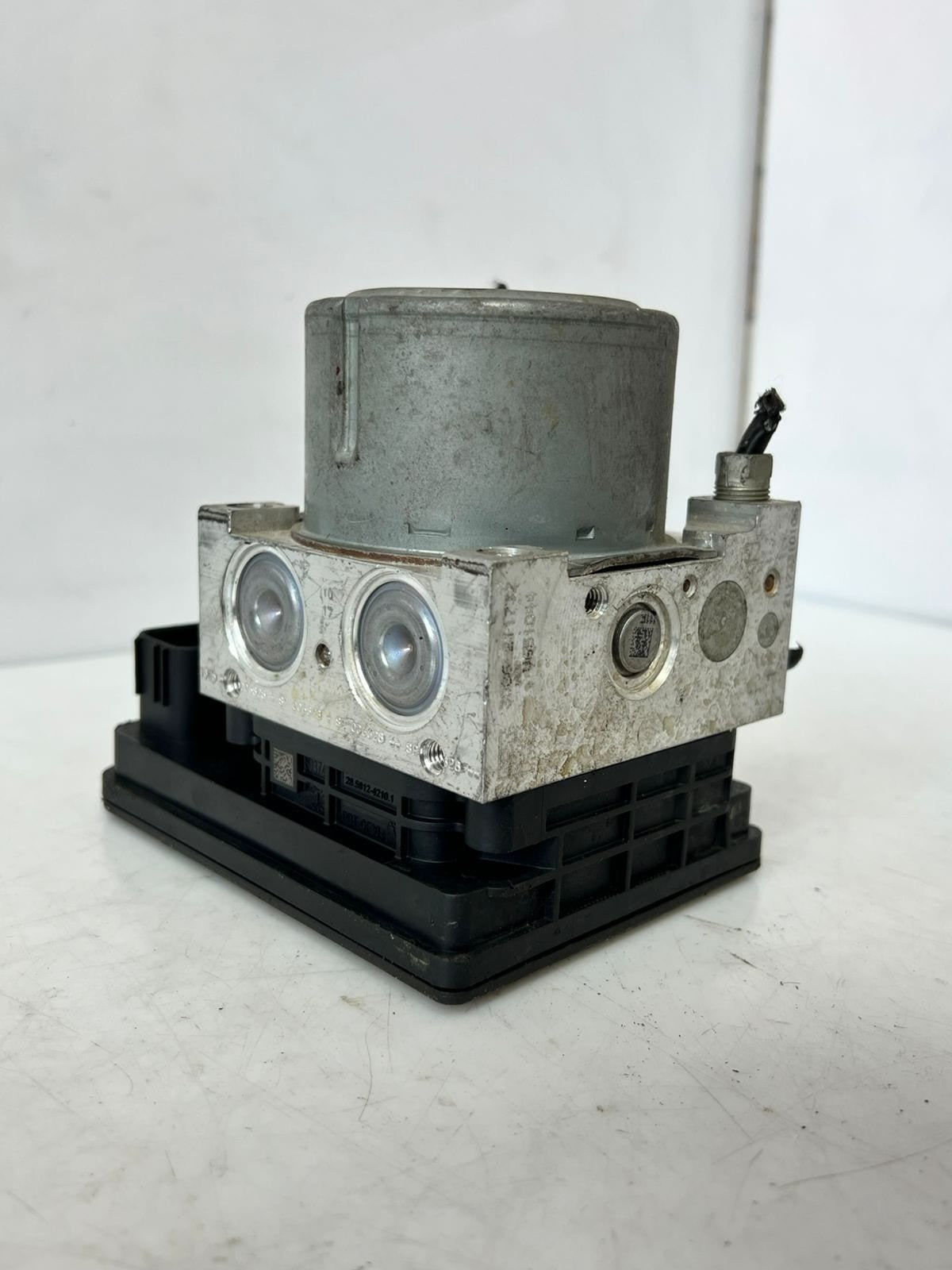 2014-2021 BMW i3 101 LCI Abs Brake Pump Modulator Unit DSC 6896138 OEM